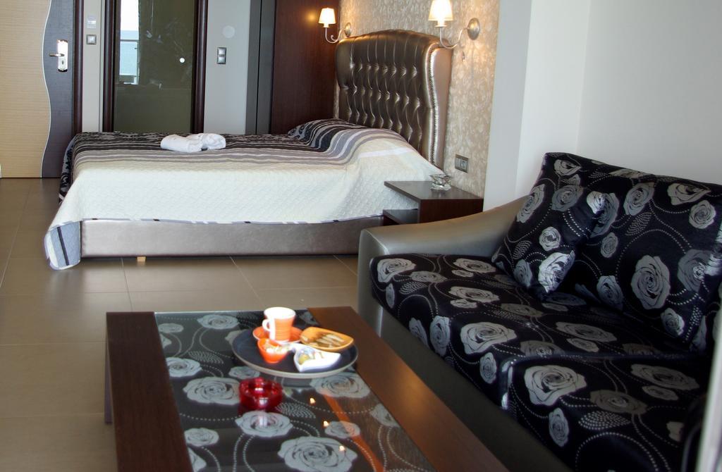 Dion Hotel Paralia Katerinis Exterior photo